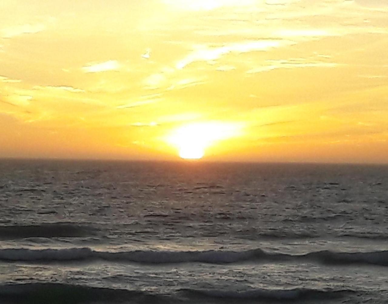 Sunset Backpackers * Bloubergstrand